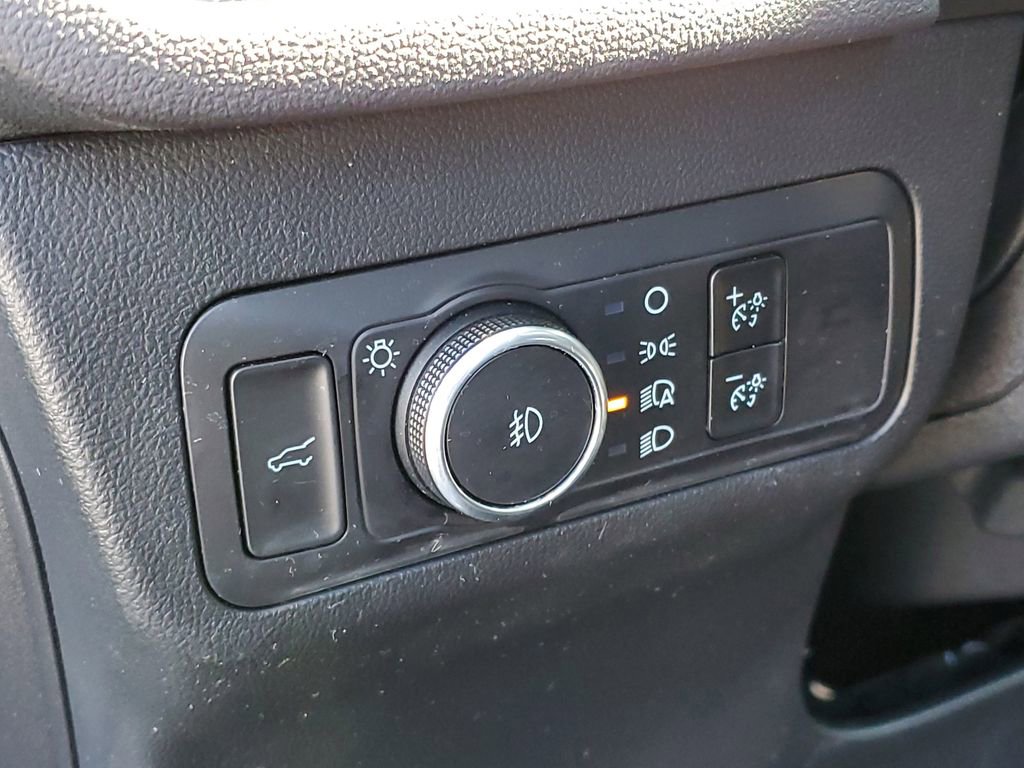 Certified 2025 Ford Escape Platinum AWD/4WD image 13