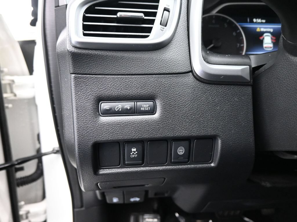 Used 2020 Nissan Murano S w/ Technology Package FWD image 11