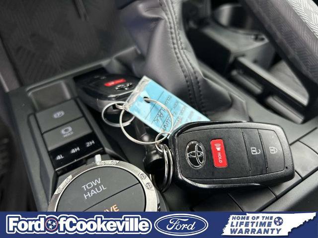 Used 2025 Toyota 4Runner SR5 image 34