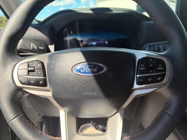 Certified 2025 Ford Explorer Active w/ Active Comfort Package AWD/4WD image 13