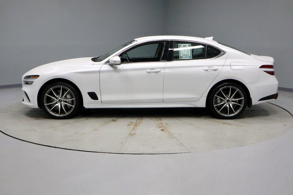 Used 2024 Genesis G70 2.5T AWD/4WD image 10