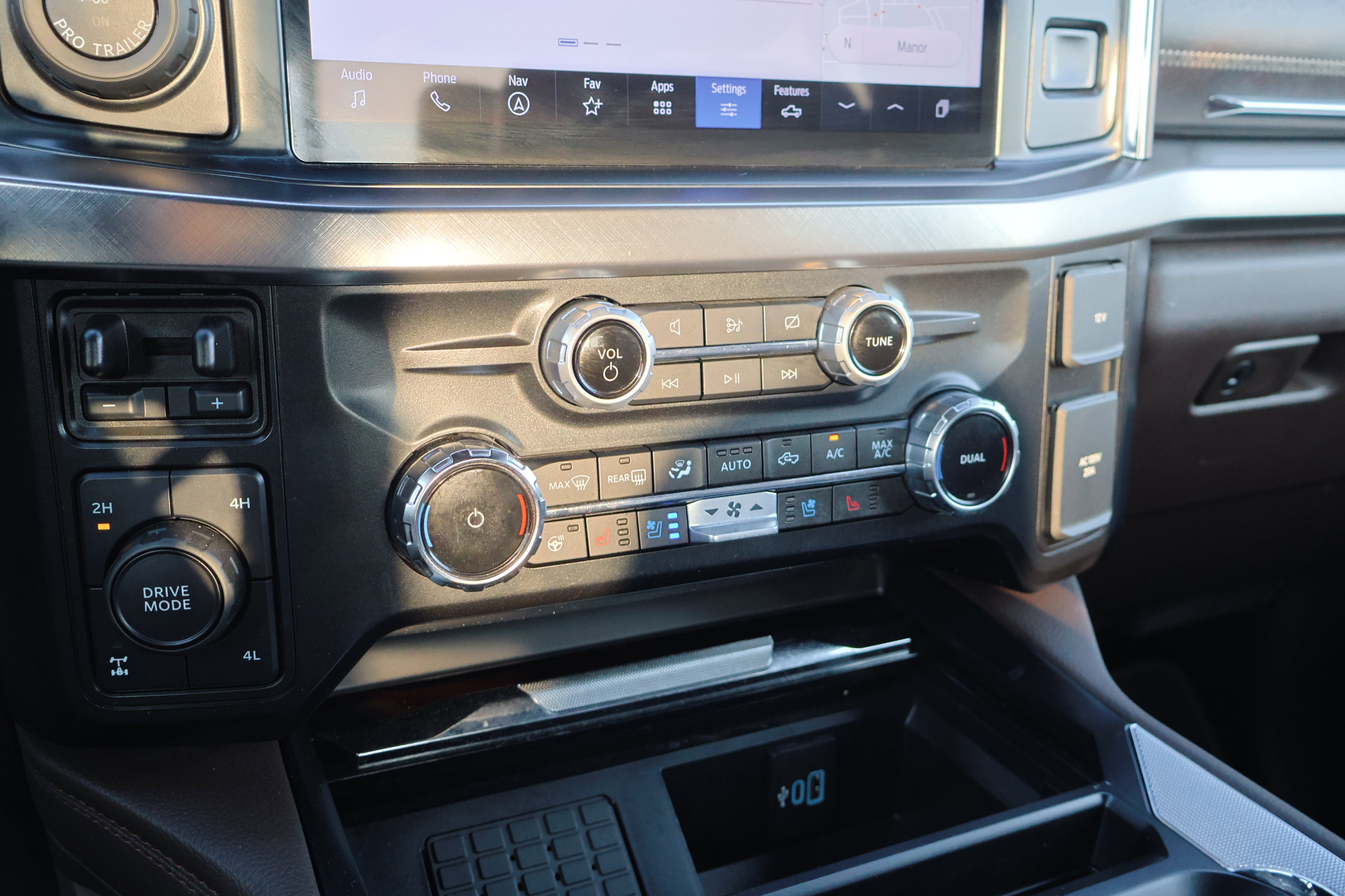 Certified 2024 Ford F250 King Ranch image 23