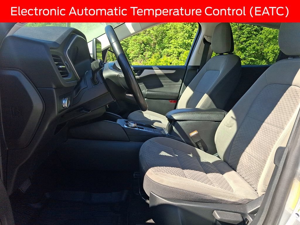 Certified 2022 Ford Escape SE w/ Cold Weather Package AWD/4WD image 13