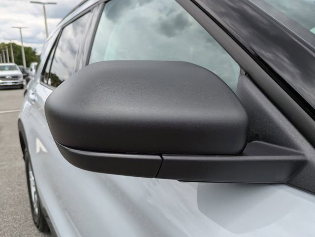 Certified 2026 Ford Explorer Active w/ Active Comfort Package RWD image 12