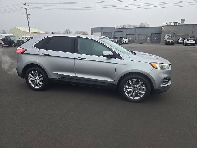 Certified 2024 Ford Edge Titanium AWD/4WD image 3