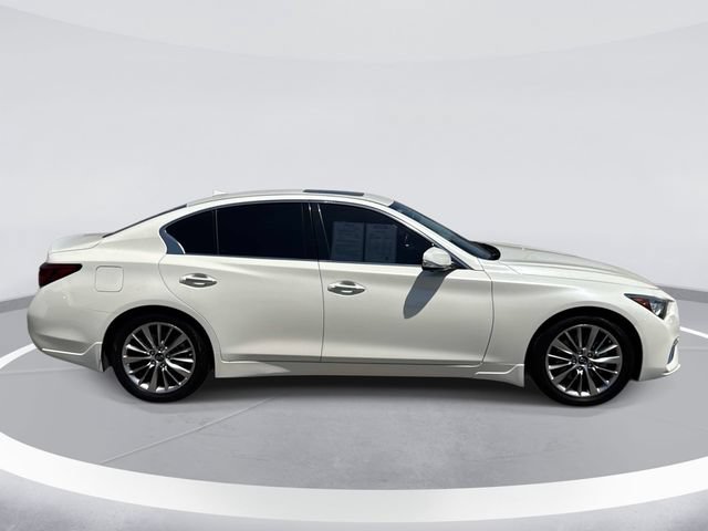 Used 2023 INFINITI Q50 Luxe w/ Cargo Package RWD image 3