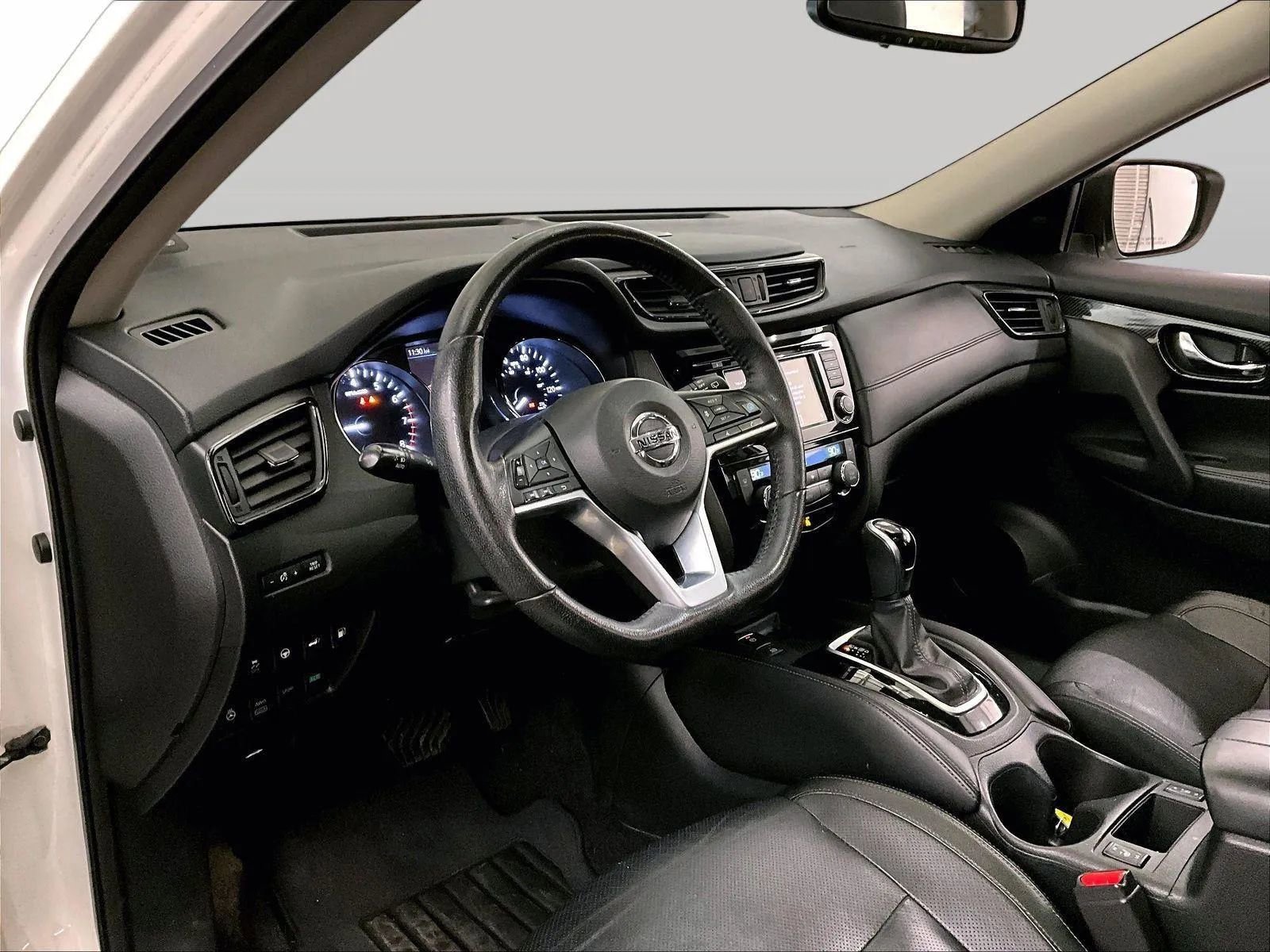 Used 2019 Nissan Rogue SL w/ Premium Package AWD/4WD image 12