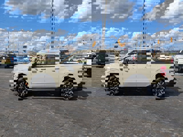 Certified 2024 Ford Maverick Lariat image 2