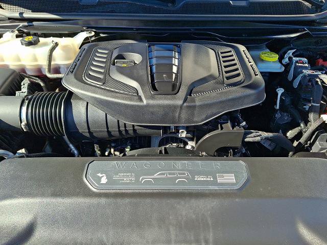 Used 2025 Jeep Wagoneer 4WD w/ Premium Group I image 28