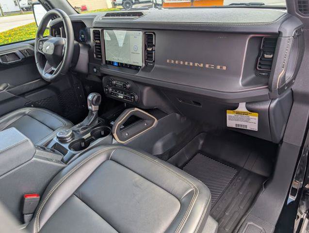Certified 2025 Ford Bronco Badlands AWD/4WD image 21