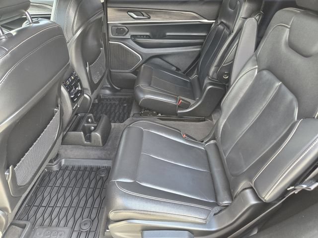 Used 2021 Jeep Grand Cherokee L Limited AWD/4WD image 28