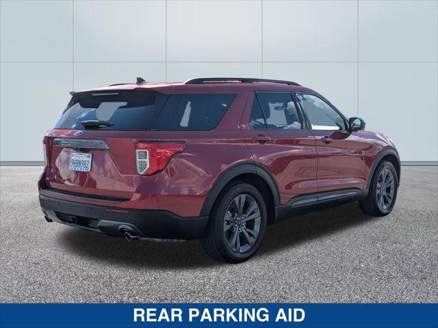 Certified 2023 Ford Explorer XLT w/ Equipment Group 202A RWD image 4