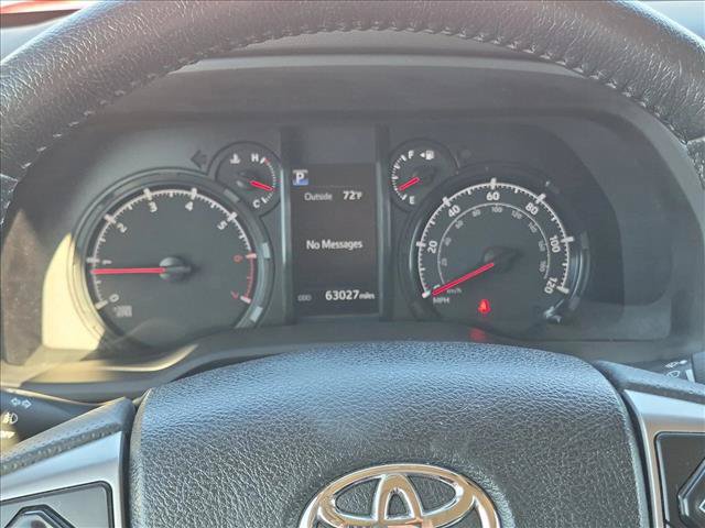 Used 2022 Toyota 4Runner SR5 Premium w/ Moonroof Package AWD/4WD image 11