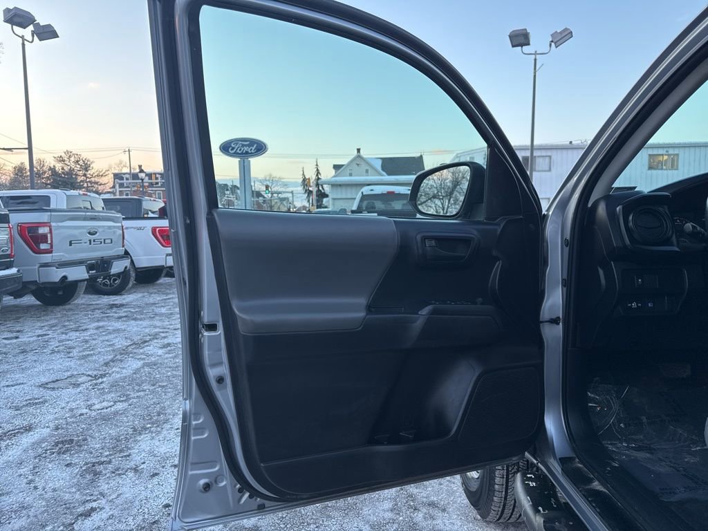 Used 2021 Toyota Tacoma SR image 12