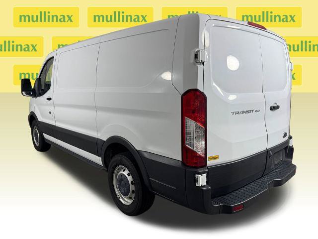 Certified 2019 Ford Transit 150 130 Low Roof RWD image 8