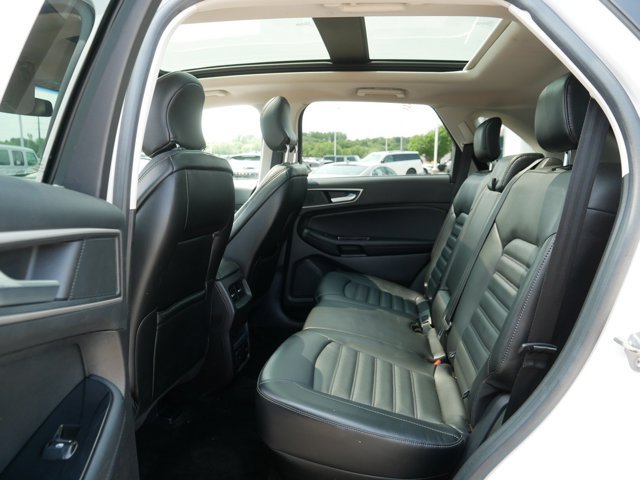 Certified 2017 Ford Edge SEL w/ Equipment Group 201A AWD/4WD image 17