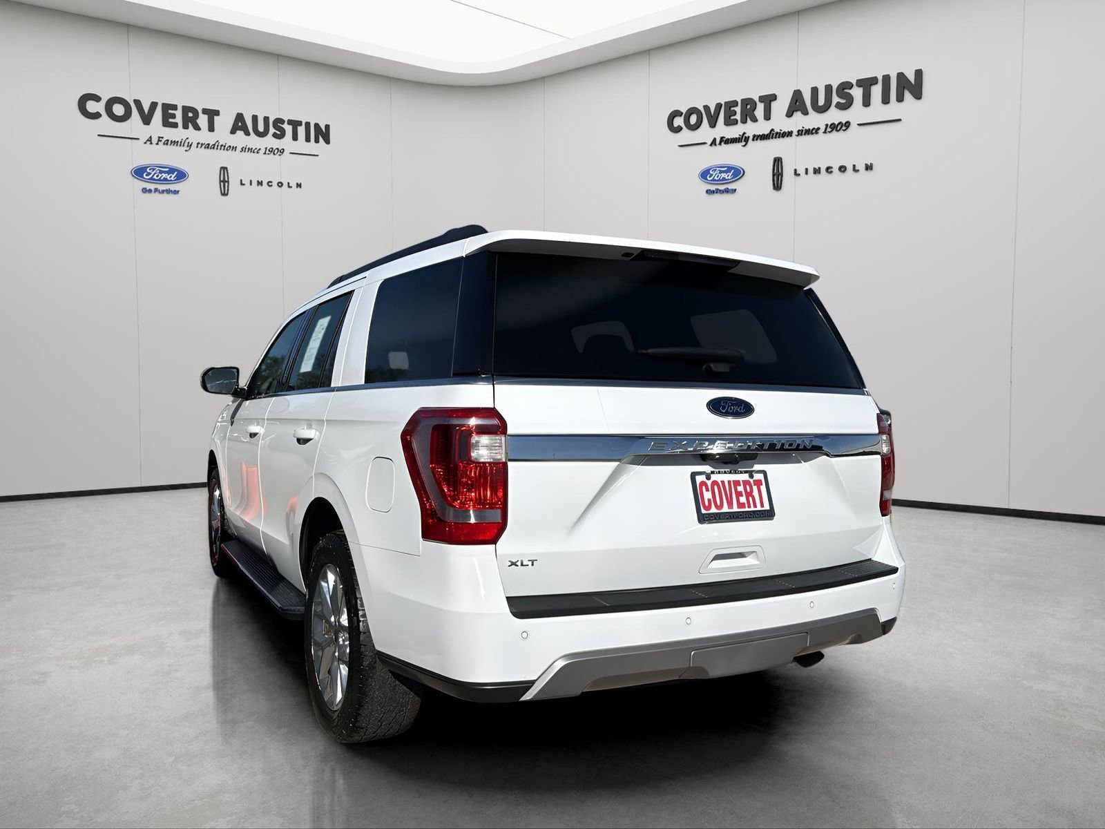 Certified 2021 Ford Expedition XLT image 3