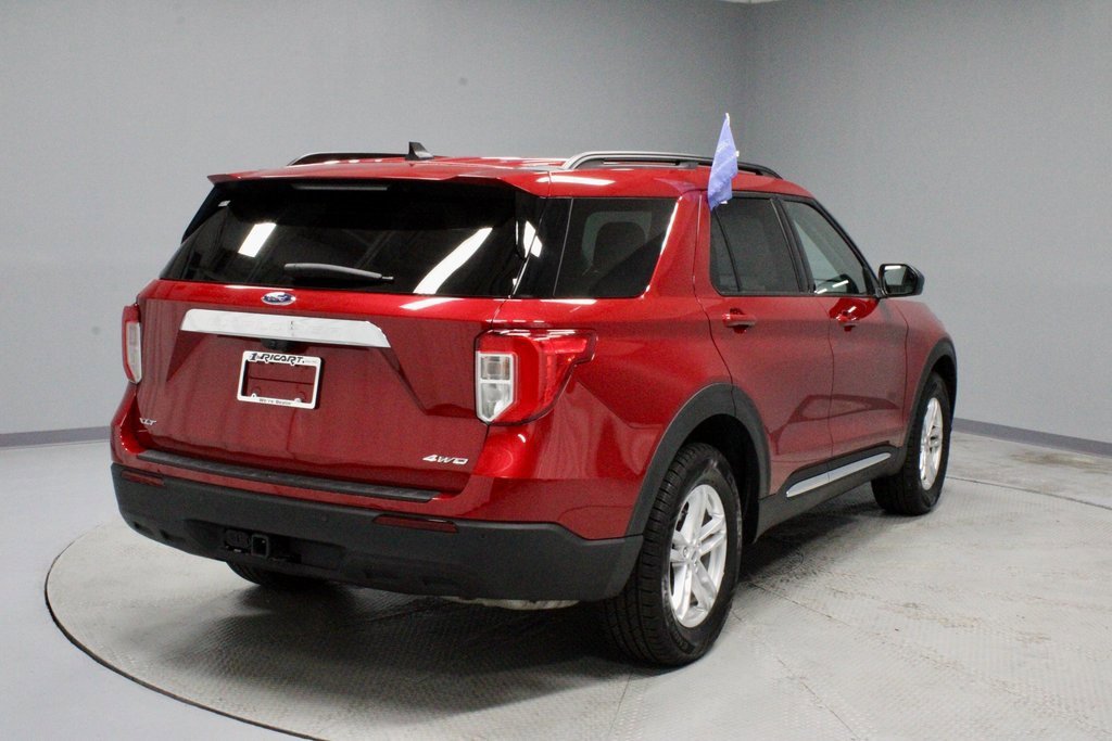 Certified 2022 Ford Explorer XLT w/ Class IV Trailer Tow Package image 5