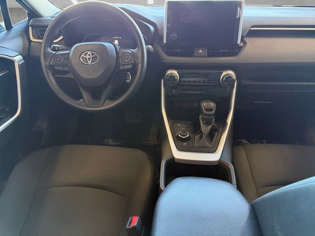 Used 2024 Toyota RAV4 LE AWD/4WD image 21