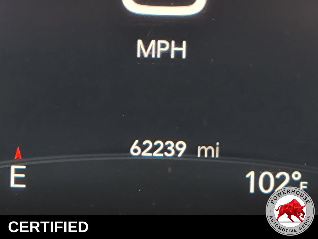 Used 2023 Chrysler Pacifica Limited FWD image 38