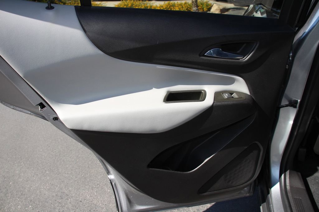 Used 2024 Chevrolet Equinox LS w/ LS Convenience Package FWD image 21