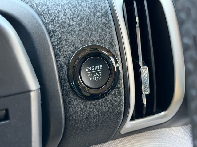 Certified 2025 Ford Expedition Active AWD/4WD image 36