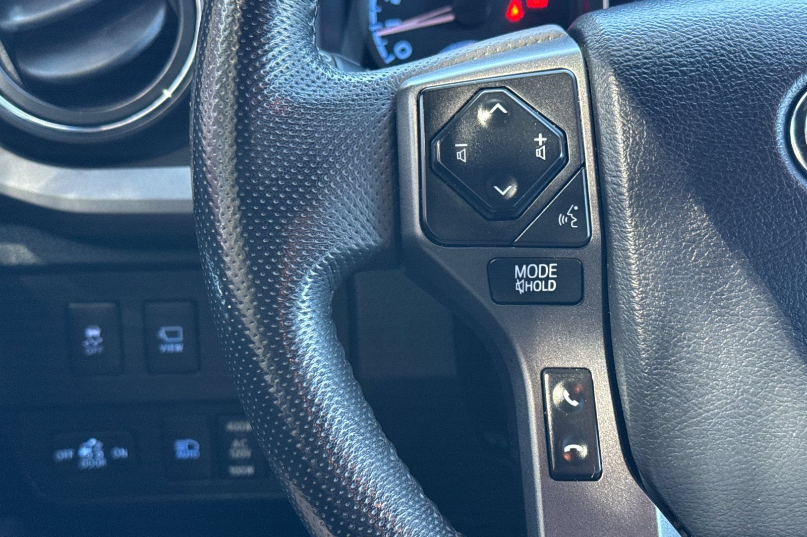 Used 2023 Toyota Tacoma TRD Sport w/ Advanced Technology Package AWD/4WD image 20
