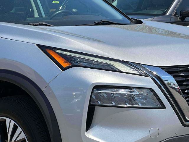 Used 2022 Nissan Rogue SV AWD/4WD image 8