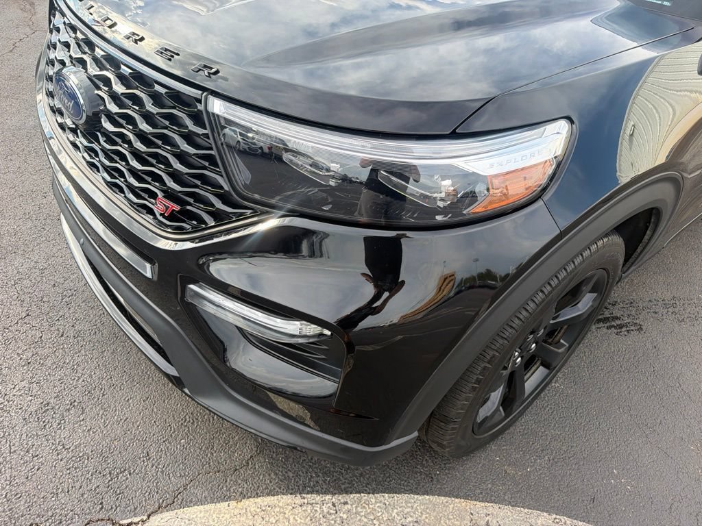 Certified 2023 Ford Explorer ST w/ Equipment Group 401A AWD/4WD image 17