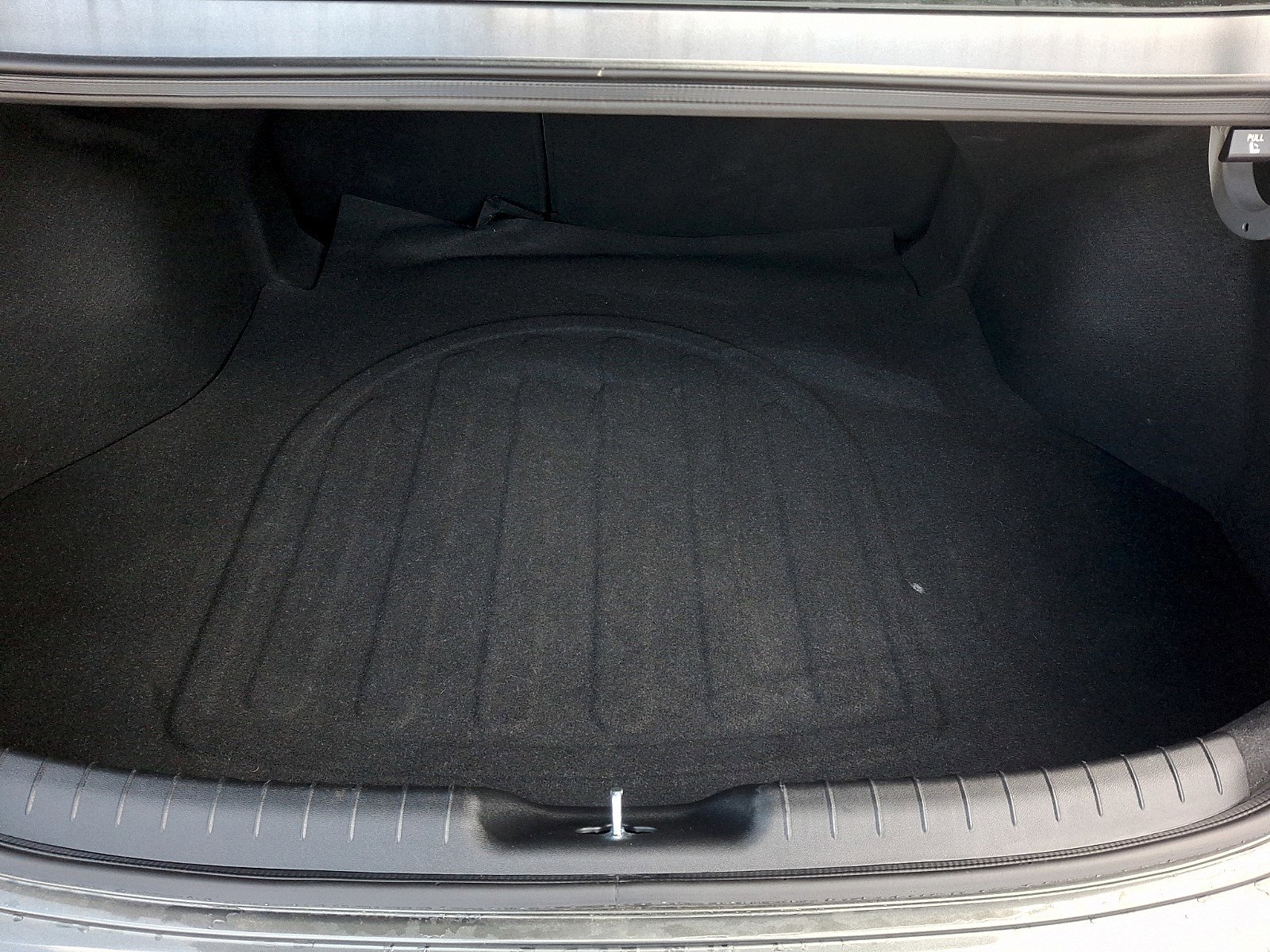 Used 2025 Hyundai Elantra Limited FWD image 28