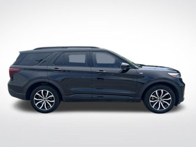Certified 2023 Ford Explorer ST-Line AWD/4WD image 12