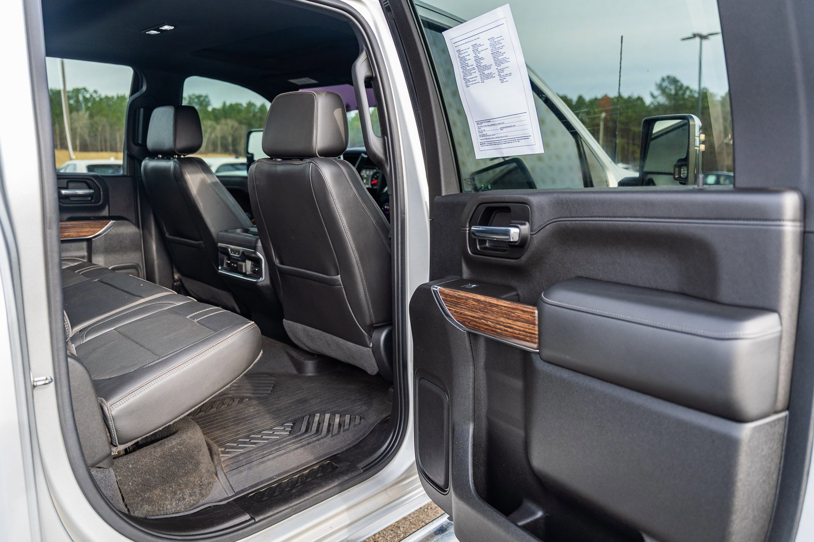 Used 2020 Chevrolet Silverado 3500 High Country w/ LPO, Dark Essentials Package image 13