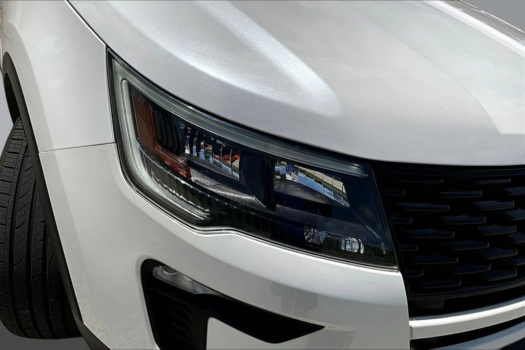 Certified 2019 Ford Explorer Sport AWD/4WD image 30