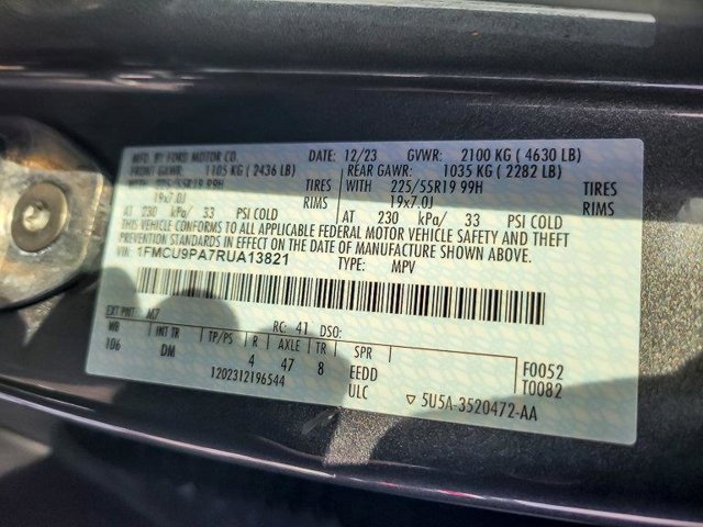 Certified 2024 Ford Escape ST-Line Elite w/ Premium Technology Package image 29