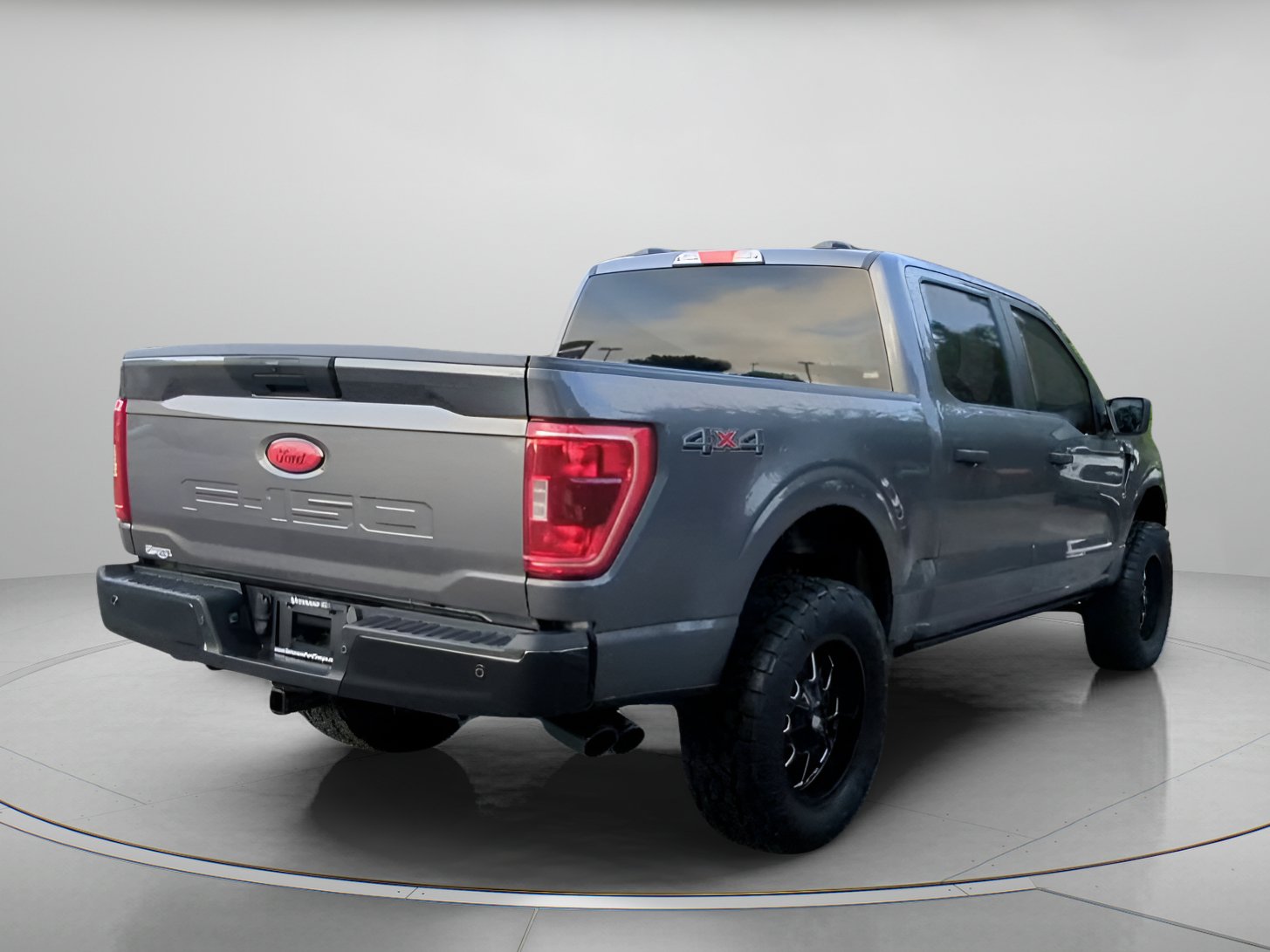 Certified 2023 Ford F150 XLT w/ Bed Utility Package AWD/4WD image 27