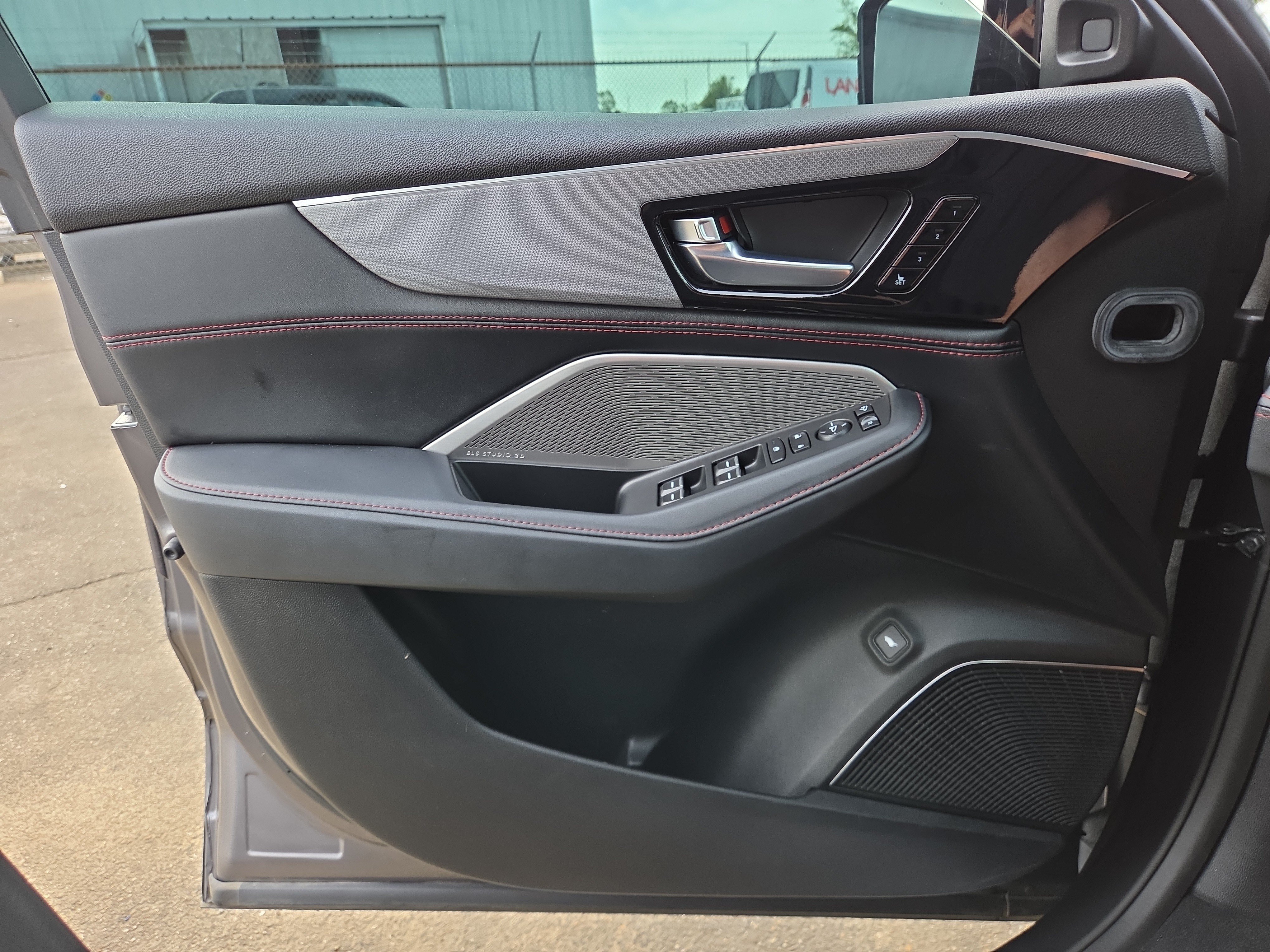Used 2023 Acura MDX Type S AWD/4WD image 19