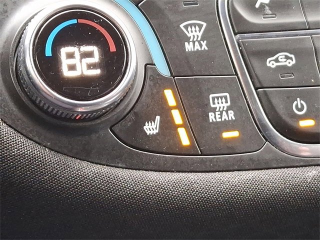 Used 2024 Chevrolet Malibu LT image 25