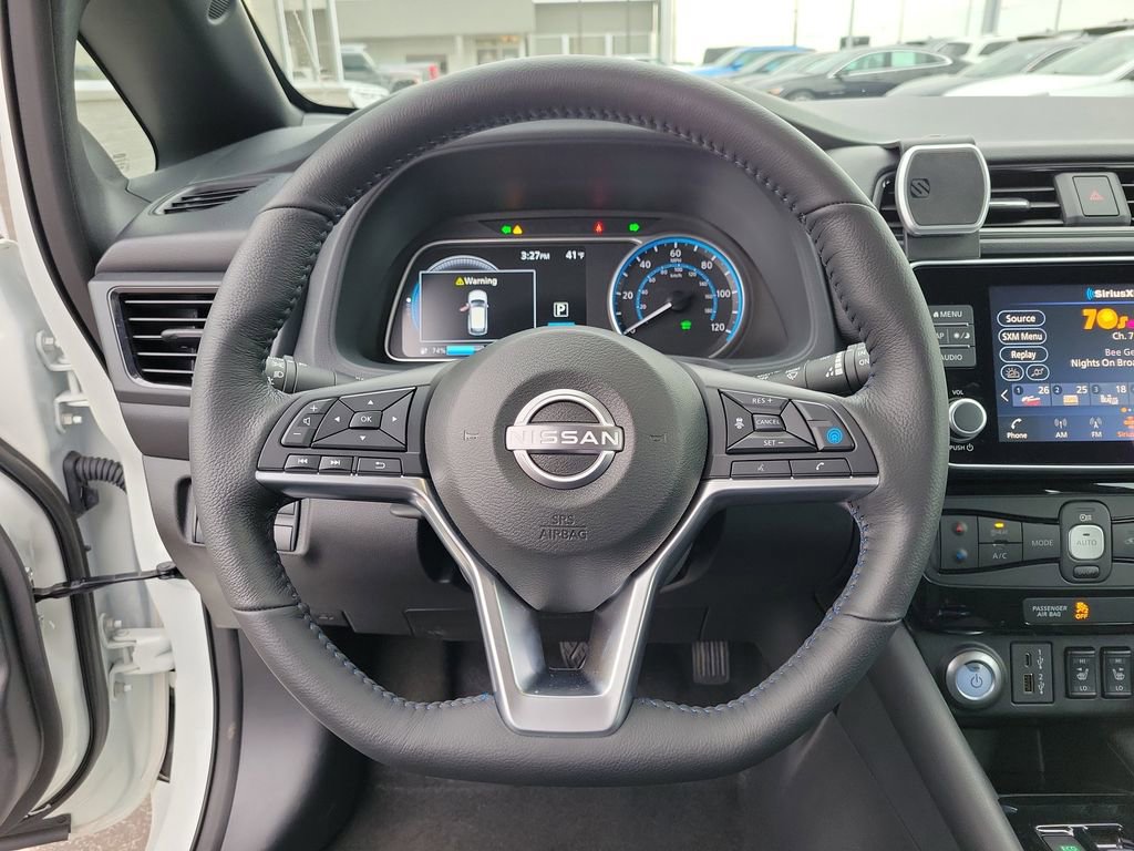 Used 2025 Nissan Leaf SV Plus image 22