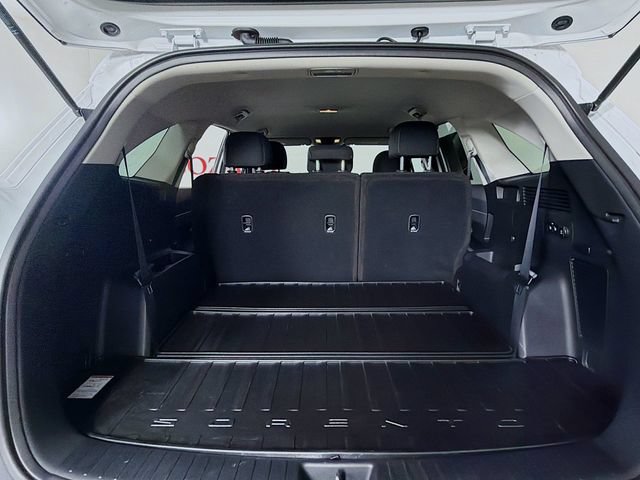 Used 2022 Kia Sorento LX FWD image 29