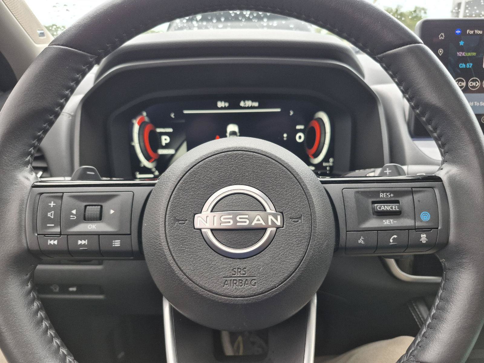 Used 2024 Nissan Rogue Platinum FWD image 8