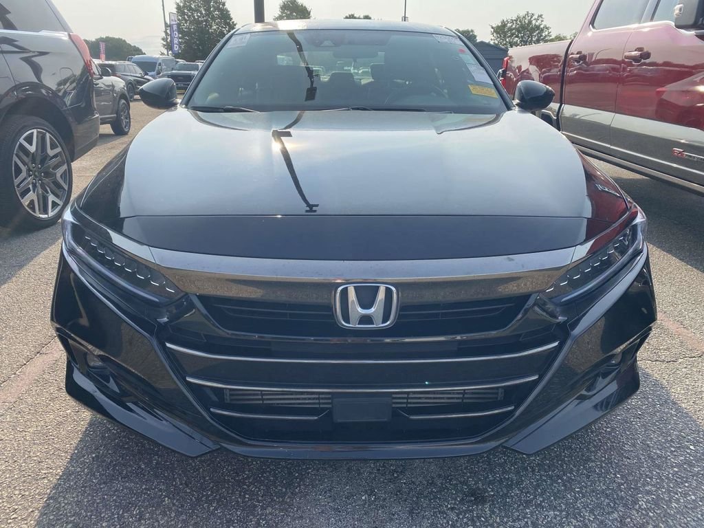 Used 2022 Honda Accord Sport image 2