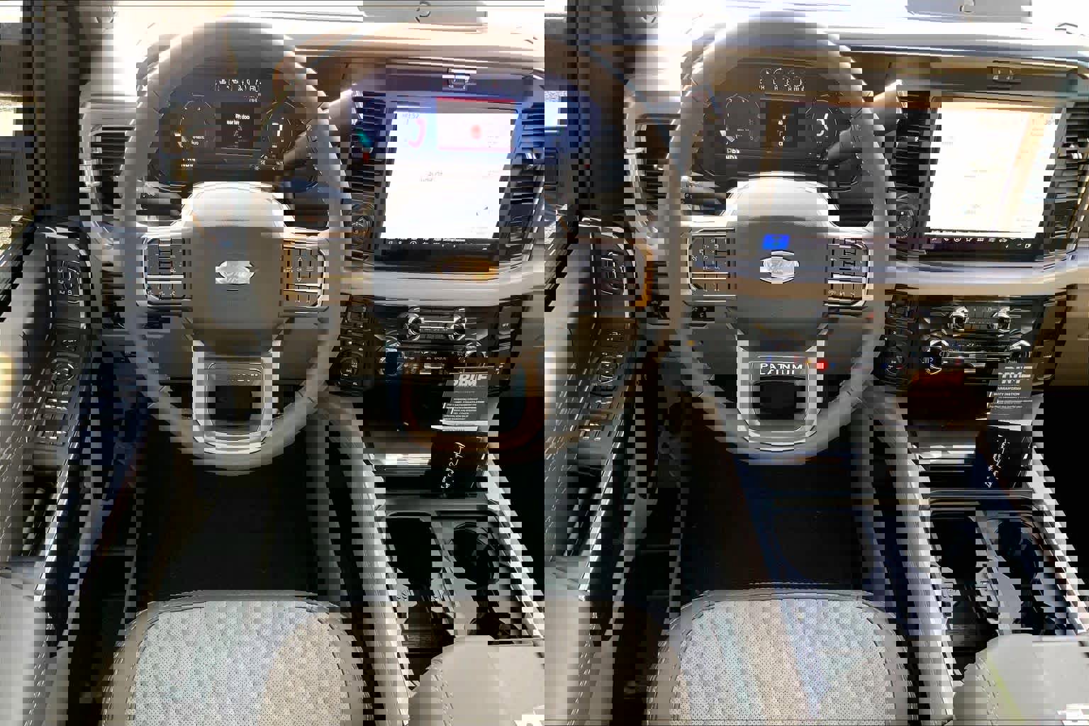 Certified 2026 Ford F350 Platinum w/ Platinum Plus Package image 6