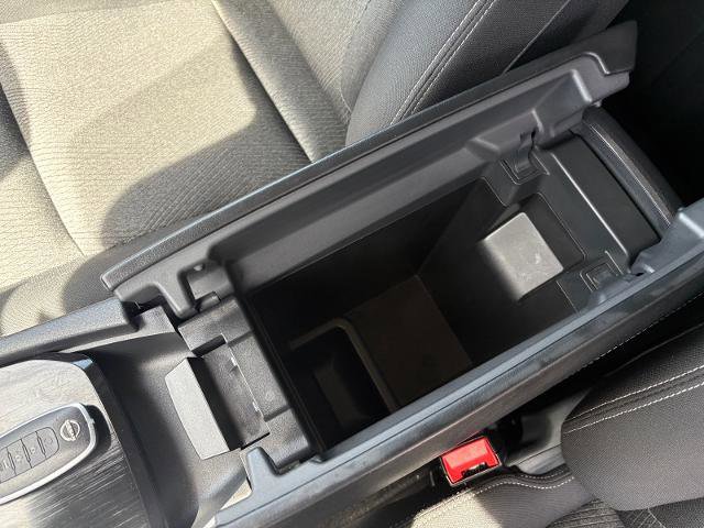 Used 2025 Nissan Rogue SV FWD image 23