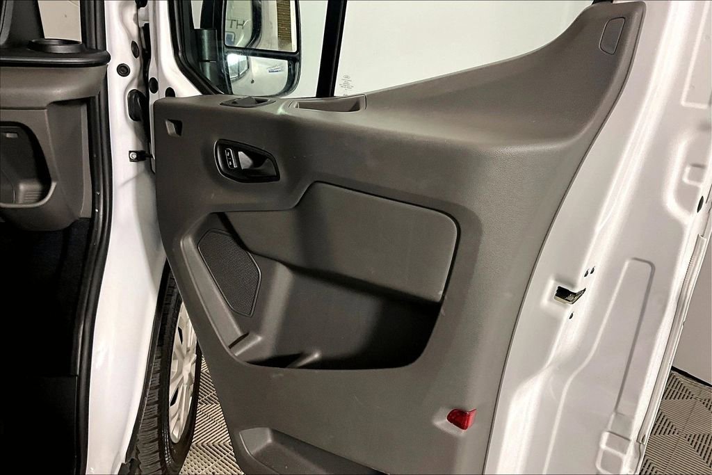 Certified 2024 Ford Transit 350 XLT RWD image 19