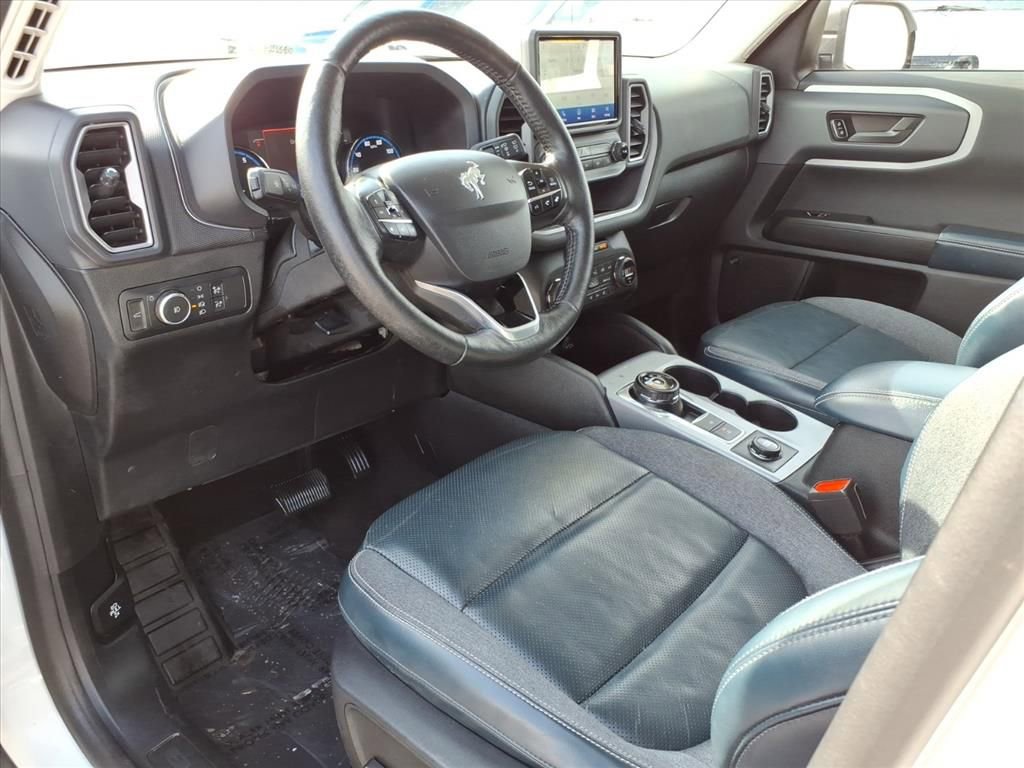 Certified 2021 Ford Bronco Sport Outer Banks w/ Outer Banks Package image 12