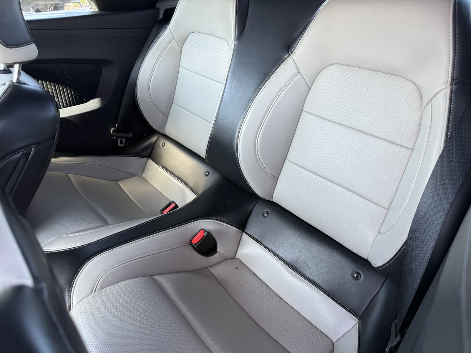 Certified 2024 Ford Mustang Premium RWD image 17
