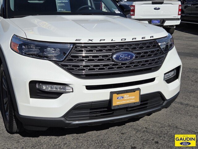 Certified 2023 Ford Explorer XLT w/ Equipment Group 202A RWD image 2