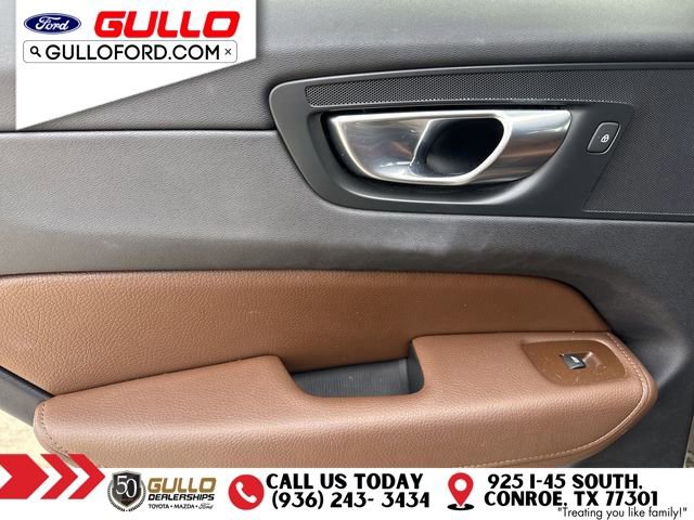 Used 2021 Volvo XC60 T5 Momentum w/ Advanced Package FWD image 16
