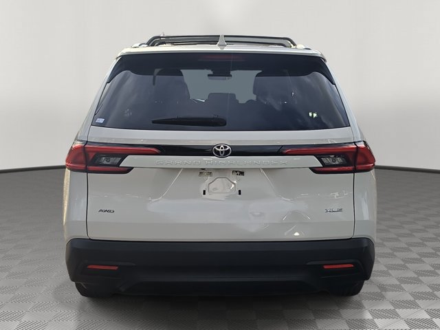 Used 2024 Toyota Grand Highlander AWD image 5