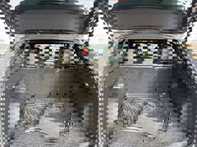 Used 2021 Volkswagen Atlas Cross Sport SEL R-Line w/ Cross Sport MDO Package image 12